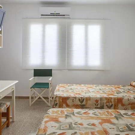 Hotel Agora 2*
