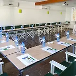 Agora فندق